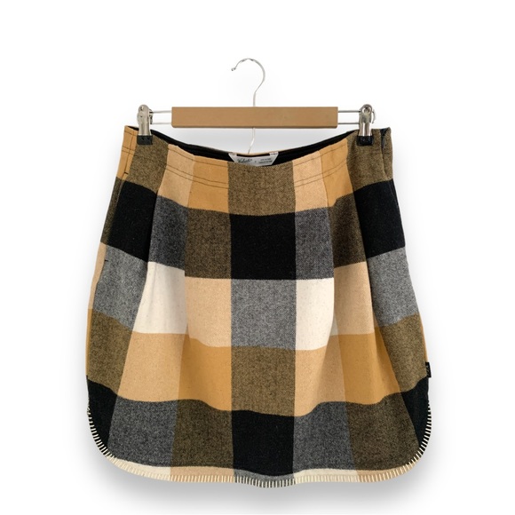 Woolrich Wool Plaid Mini Skirt Size 8 With Pockets - Picture 1 of 7